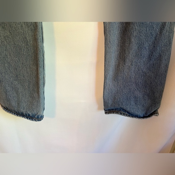 Levi's 501's Vintage Button Fly Straight Leg Medium Wash Jeans Size 33X30 - Picture 6 of 13